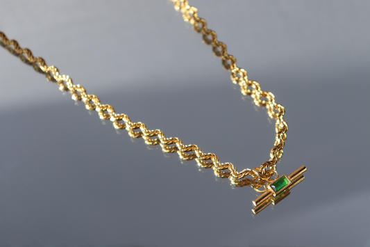 Esmé Necklace